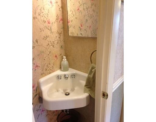 30 Gold St, Springfield, MA 01107 photo 13