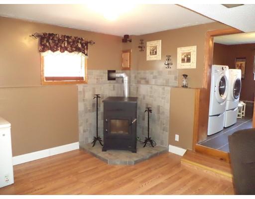 61 Emerson St, Fall River, MA 02720 photo 29