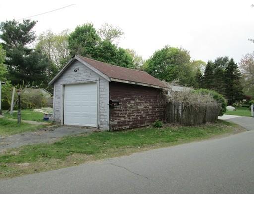 72 Wheeler St, Gloucester, MA 01930 photo 4