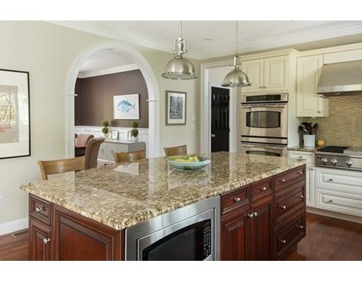 14 Baker Hill Dr, Hingham, MA 02043 photo 4