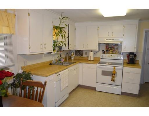 112 Pilgrim, Springfield, MA 01118 photo 3