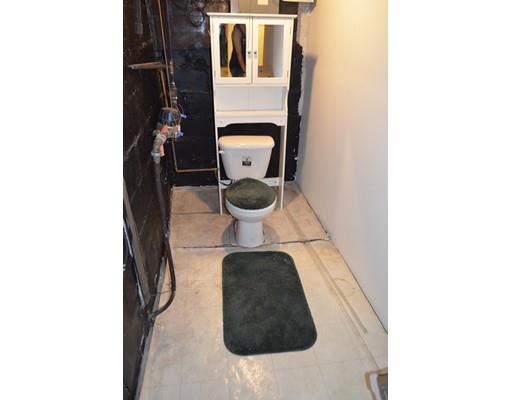 112 Pilgrim, Springfield, MA 01118 photo 18