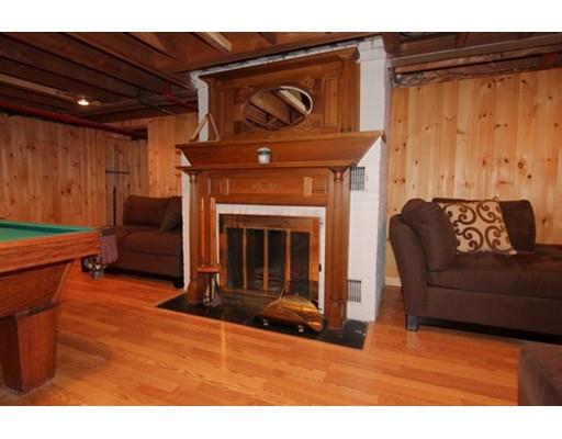 686 Salisbury St, Worcester, MA 01609 photo 17