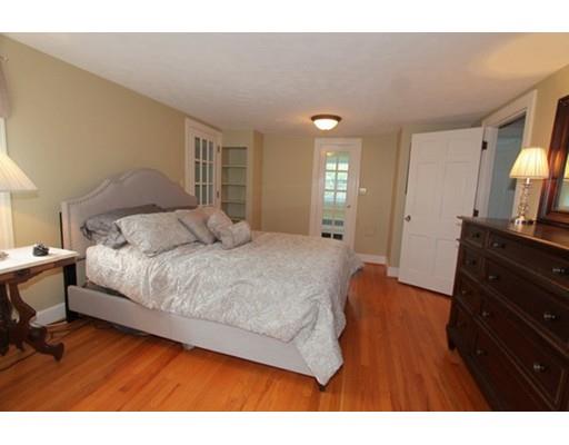 686 Salisbury St, Worcester, MA 01609 photo 10