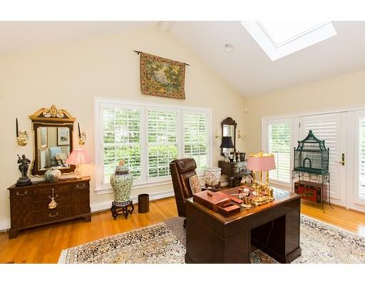 60 Monadnock Rd, Wellesley, MA 02481 photo 7