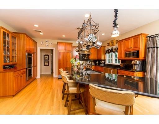 60 Monadnock Rd, Wellesley, MA 02481 photo 11