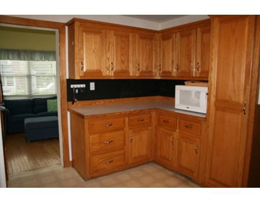 75 Spruce St, Framingham, MA 01701 photo 3