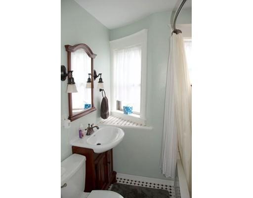 17 Monroe Ave, Worcester, MA 01602 photo 24