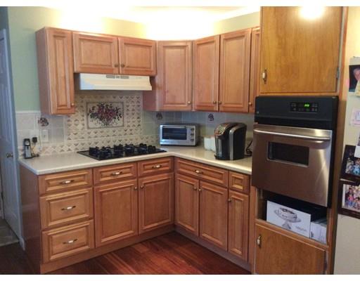 117 Bremen St, Springfield, MA 01108 photo 4