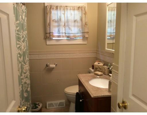 117 Bremen St, Springfield, MA 01108 photo 12