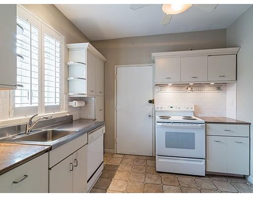 94 Griggs Rd #32, Brookline, MA 02446 photo 5