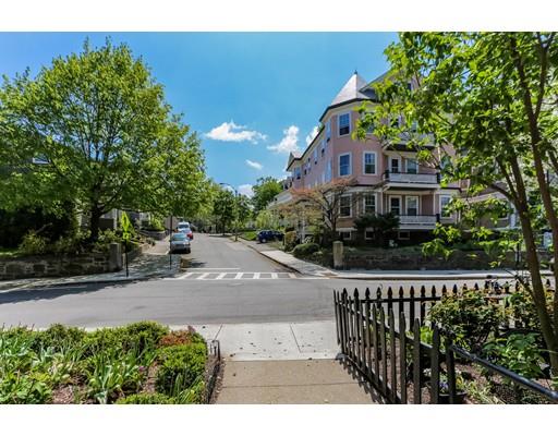 137 Walnut St #2, Brookline, MA 02445 photo 14