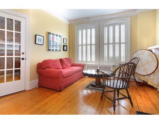 137 Walnut St #2, Brookline, MA 02445 photo 12