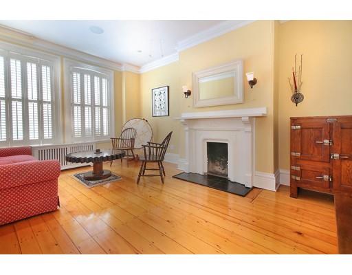 137 Walnut St #2, Brookline, MA 02445 photo 3