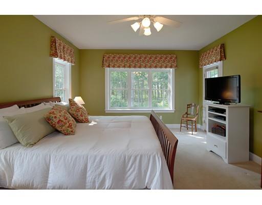 81 Snead Dr, Mashpee, MA 02649 photo 13