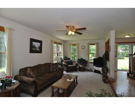 8 Sheldon Rd, Barre, MA 01005 photo 7