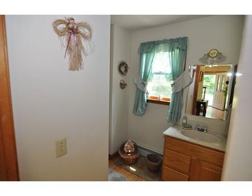 8 Sheldon Rd, Barre, MA 01005 photo 11