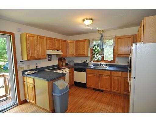 8 Sheldon Rd, Barre, MA 01005 photo 2