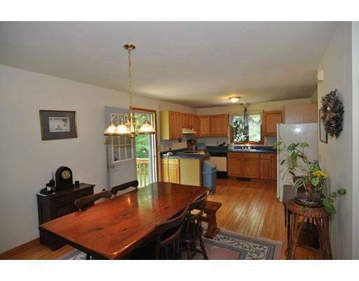 8 Sheldon Rd, Barre, MA 01005 photo 4