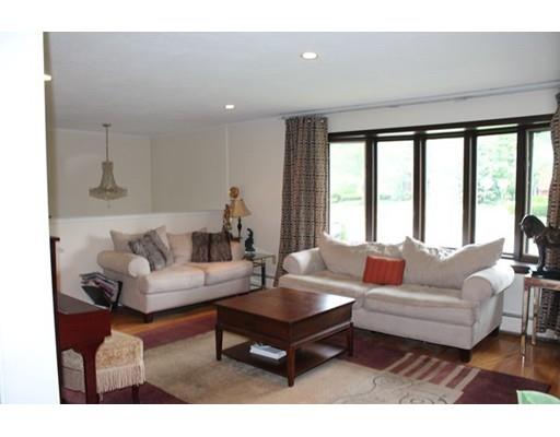 34 Marla Ln, Reading, MA 01867 photo 3