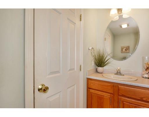 38 Nutmeg Dr, Worcester, MA 01603 photo 14