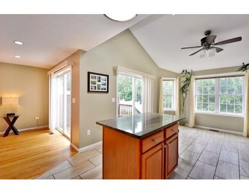 38 Nutmeg Dr, Worcester, MA 01603 photo 1