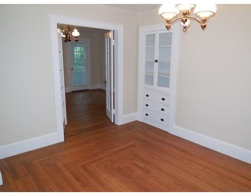 38 Spring St, Easthampton, MA 01027 photo 8