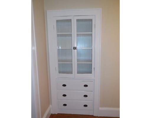 38 Spring St, Easthampton, MA 01027 photo 9