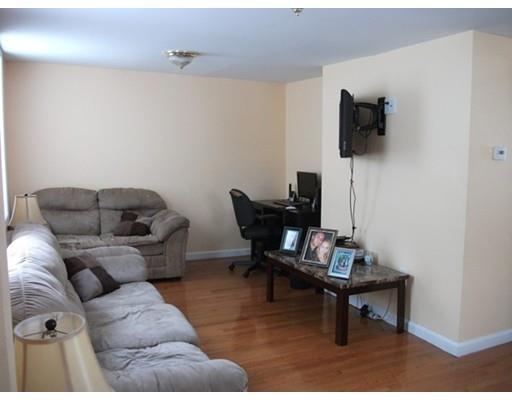 74 Foster St, Fall River, MA 02721 photo 3