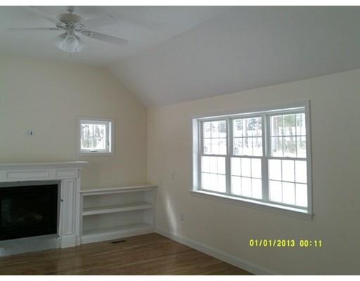 2 Heron Rd, Halifax, MA 02338 photo 6