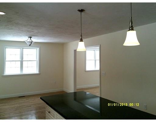 2 Heron Rd, Halifax, MA 02338 photo 9