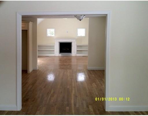 2 Heron Rd, Halifax, MA 02338 photo 7