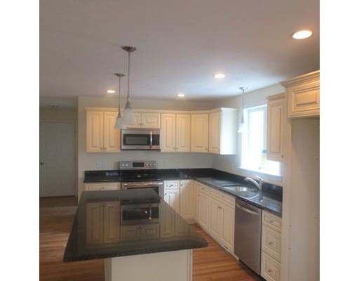 2 Heron Rd, Halifax, MA 02338 photo 8