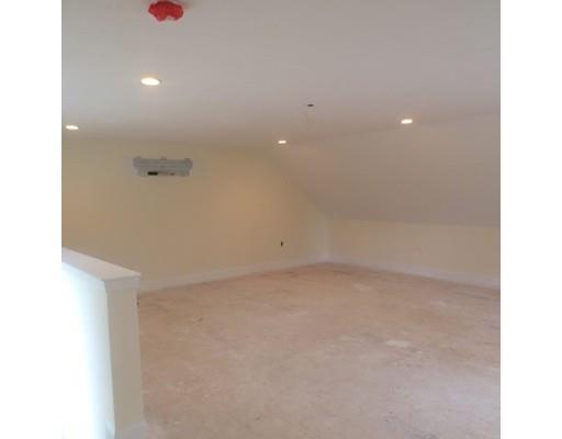 2 Heron Rd, Halifax, MA 02338 photo 13