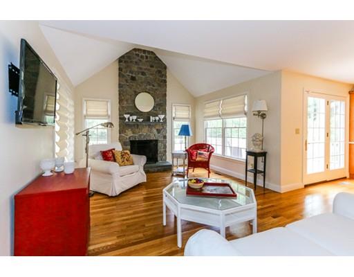 11 Centre St, Dover, MA 02030 photo 8
