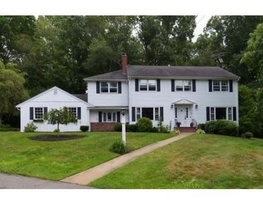 13 Mohawk St, Danvers, MA 01923 photo 1