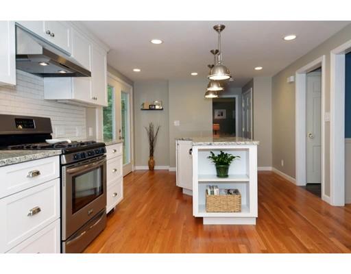 13 Mohawk St, Danvers, MA 01923 photo 11