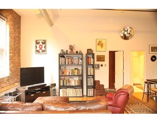 261 Dutton #2, Lowell, MA 01852 photo 13
