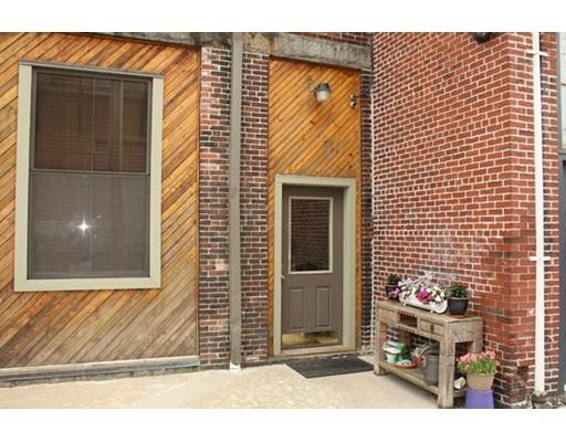 261 Dutton #2, Lowell, MA 01852 photo 2