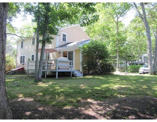 89 Pond Cir, Mashpee, MA 02649 photo 4