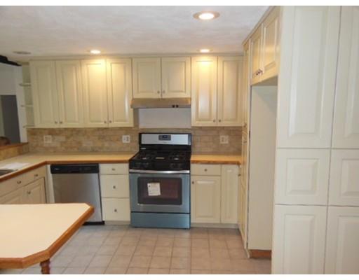 442 Belknap Rd, Framingham, MA 01701 photo 4
