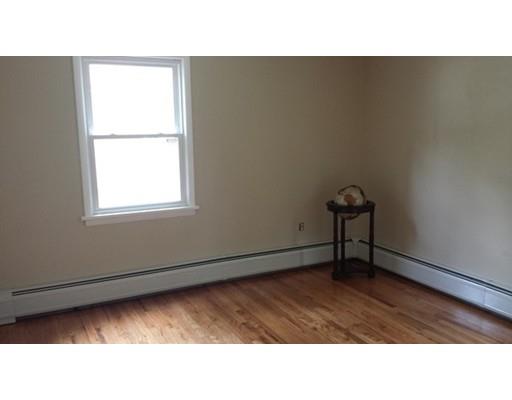 35 Jonquil Dr, Springfield, MA 01119 photo 17