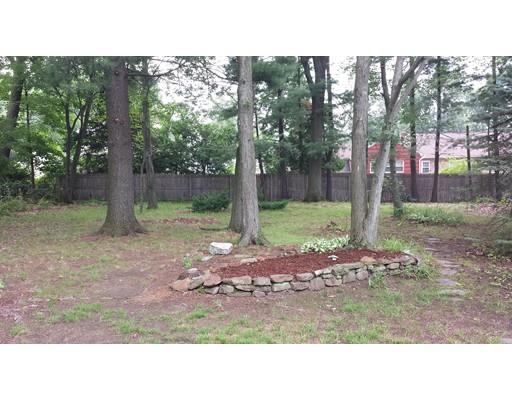 35 Jonquil Dr, Springfield, MA 01119 photo 5