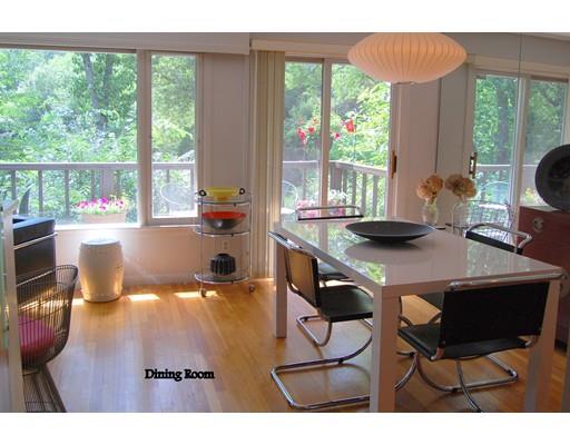 184 Pondview Dr, Springfield, MA 01118 photo 12