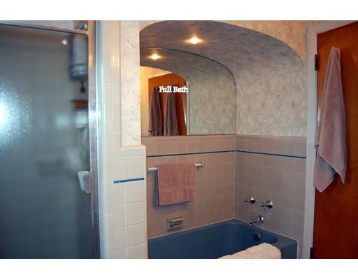 184 Pondview Dr, Springfield, MA 01118 photo 23