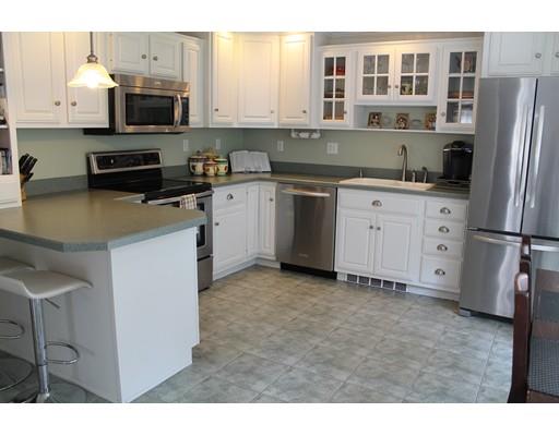 65 Prospect St, Upton, MA 01568 photo 11