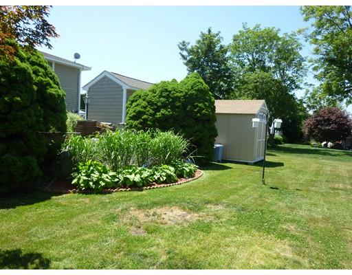 83 Wheeler St, Fall River, MA 02724 photo 3
