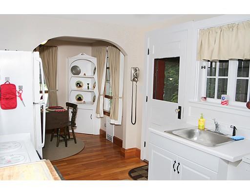 39 Ashton St, Beverly, MA 01915 photo 12