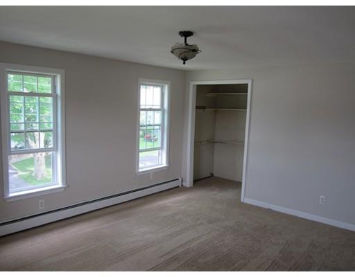 39 Baltimore Ave, Chicopee, MA 01020 photo 10