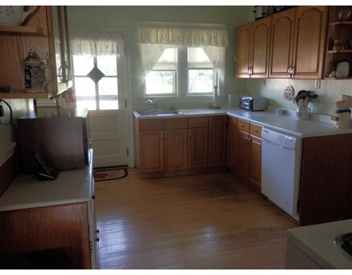 40 Eunice Ave, Worcester, MA 01606 photo 12